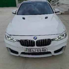 BMW 330 2012