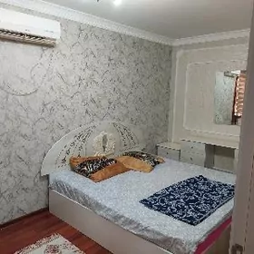 11 mikrn 2 komnat kw...arenda