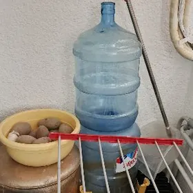 Баклажки из под 20 л, воды