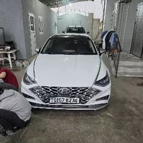 Hyundai Sonata 2021