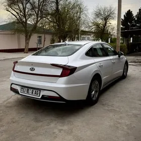 Hyundai Sonata 2021