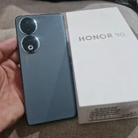 Honor 90