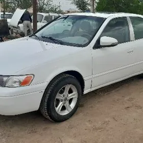 Toyota Camry 1999