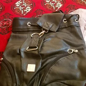 arka dakylyan sumkalar