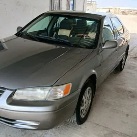 Toyota Camry 1999