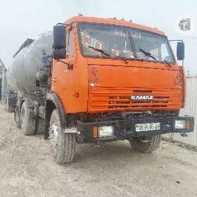 Kamaz 6520 2001
