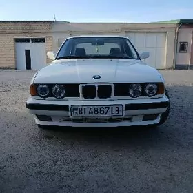 BMW 525 1989