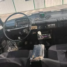 Lada 2104 1986