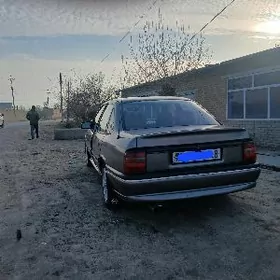 Opel Vectra 1989