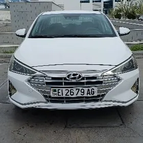 Hyundai Elantra 2020