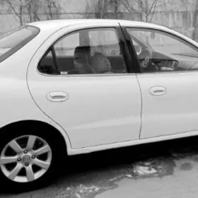 Hyundai Elantra 1998