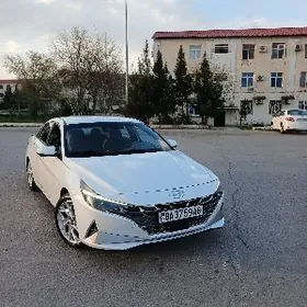 Hyundai Elantra 2021