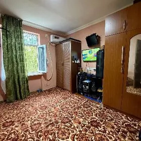 6мкр 2комнатная