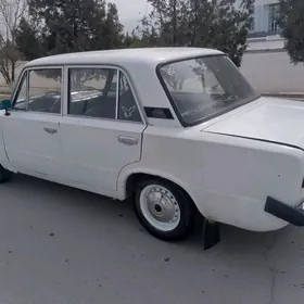 Lada 2104 2023