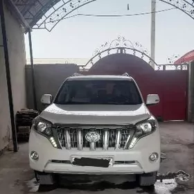 Toyota Land Cruiser Prado 2015