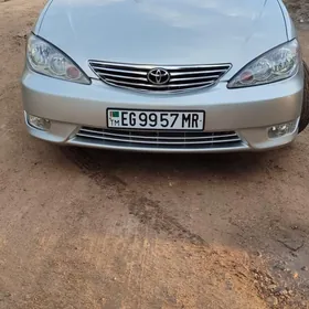 Toyota Camry 2004
