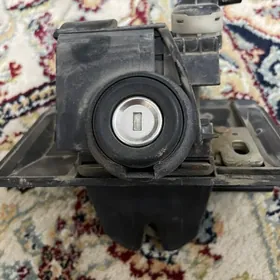 W 210 bagaj zamok morda