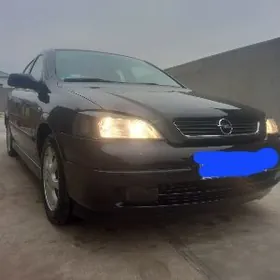 Opel Astra 2003