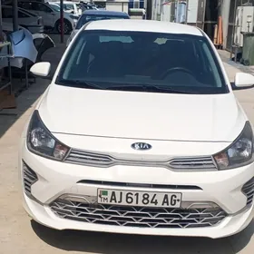 Kia Rio 2021