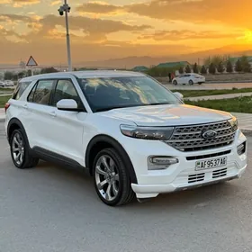 Ford Explorer 2021