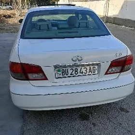 Infiniti Q 2004