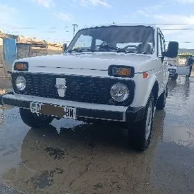 Lada Niva 2009