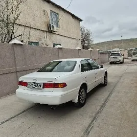 Toyota Camry 1999