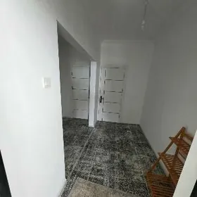 POL ELITGA 3 ETAZ 2KOMNAT