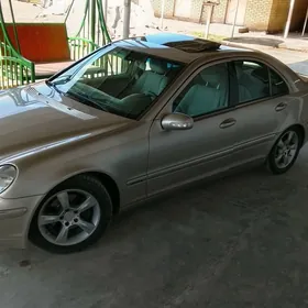 Mercedes-Benz C-Class 2002