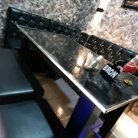 Ugolok stoly bilen komplekt