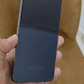 Samsung Galaxy Z Flip7