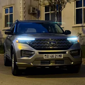 Ford Explorer 2023