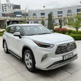 Toyota Highlander 2022