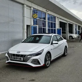 Hyundai Elantra 2024