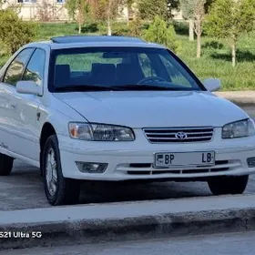 Toyota Camry 2000