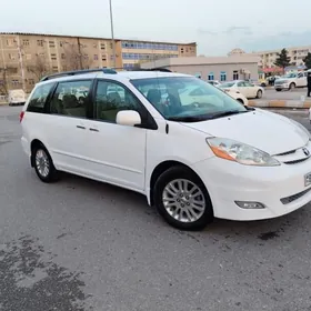 Toyota Sienna 2008