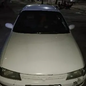 Toyota Carina 1995