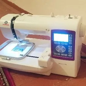 Janome 230E