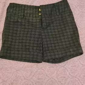 Клетчатые шорты