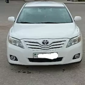 Toyota Camry 2010