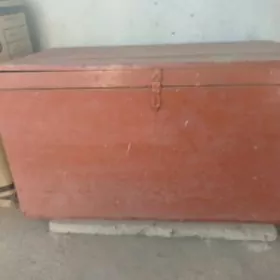 продаётся сервант