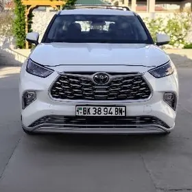 Toyota Highlander 2022
