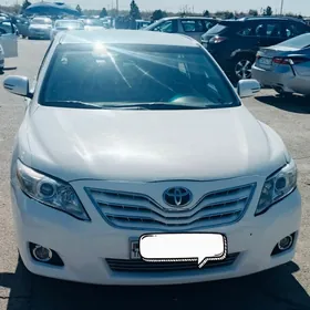 Toyota Camry 2010