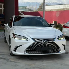 Lexus ES 350 2022