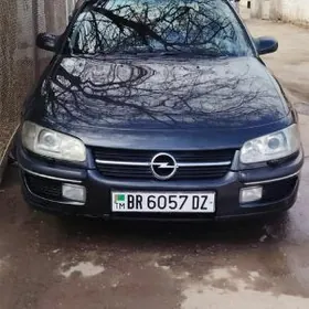 Opel Omega 1999