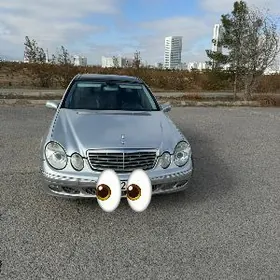 Mercedes-Benz E320 2003