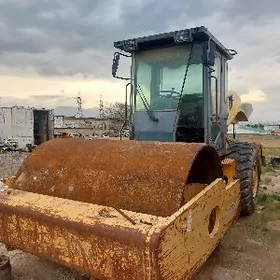 Lugong CLG6616E 2009