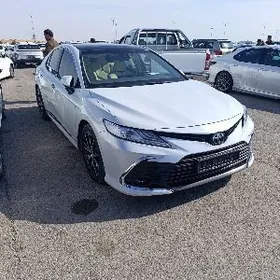Toyota Camry 2023
