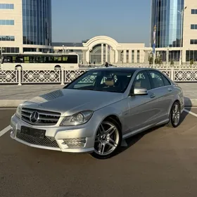 Mercedes-Benz C350 2012