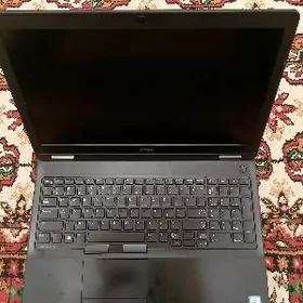DELL E5570 Noutbuk